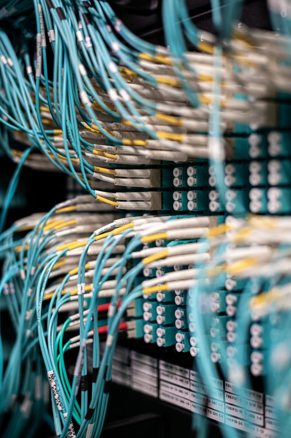 Fiber optik patch panel ve sonlandırma